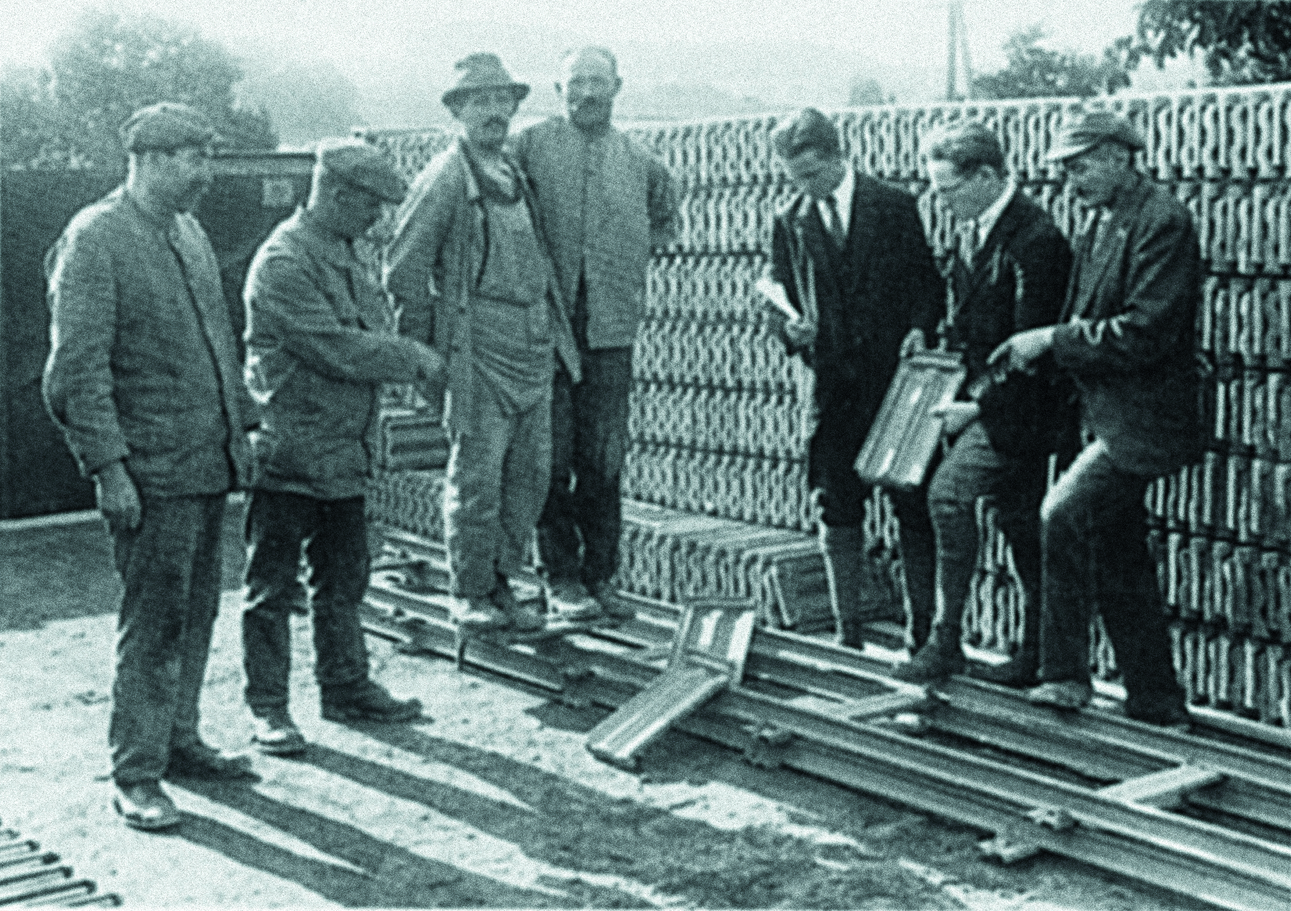 Prezentacja nowej dachówki w zakładzie CREATON w  Dorfen - 1935 rok