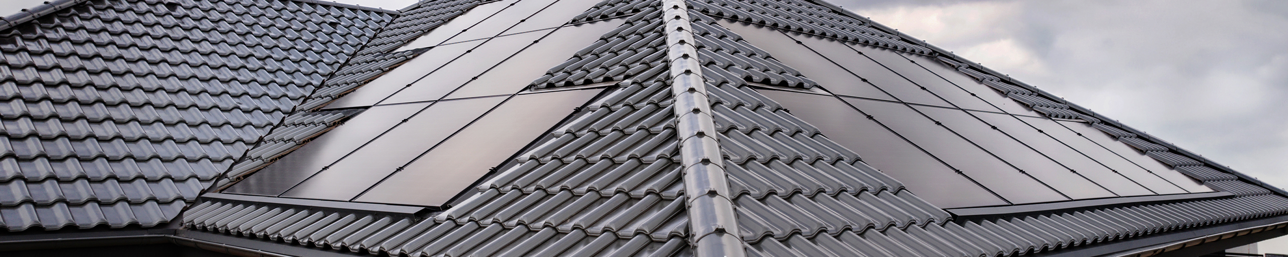 Zintegrowany dach fotowoltaiczny VARIO to doskonałe rozwiązanie dla nowoczesnego domu